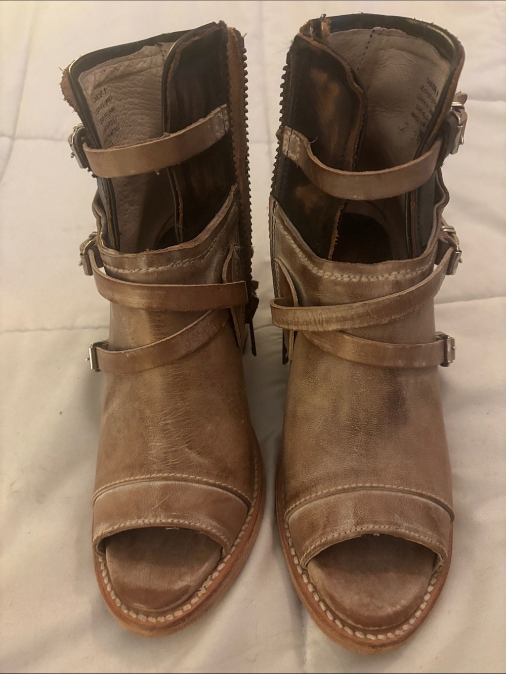 Freebird size 9 Women's Open-Toe Ankle Boots in Distressed Brown